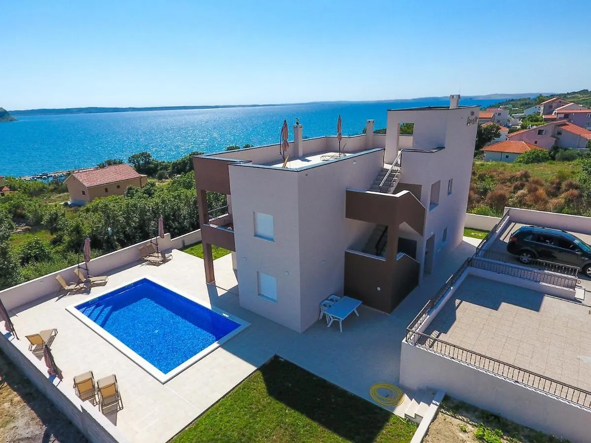 Apartman Zrno Soli Rtina